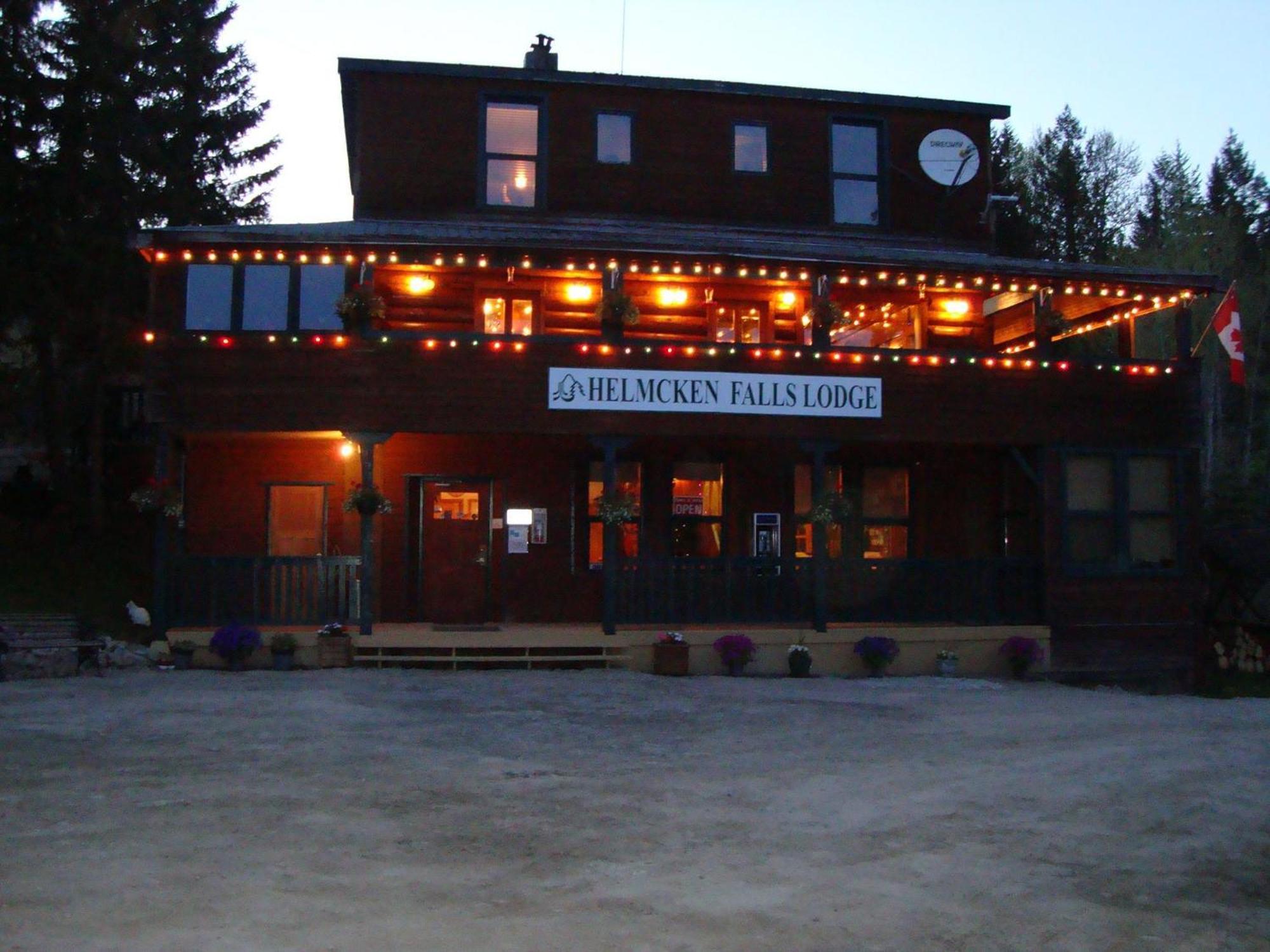 Helmcken Falls Lodge Cabin Rooms And Rv Park Clearwater Luaran gambar