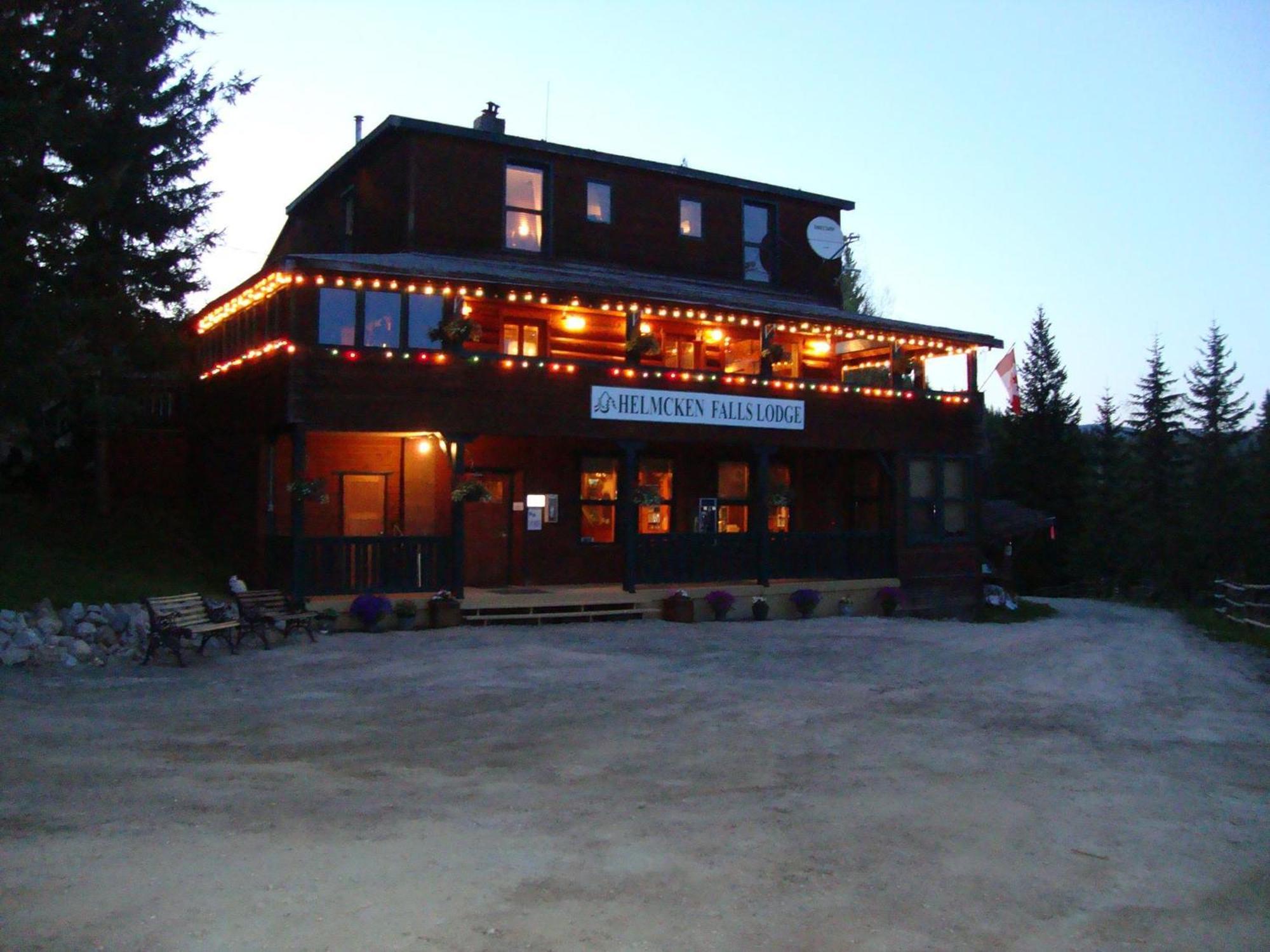 Helmcken Falls Lodge Cabin Rooms And Rv Park Clearwater Luaran gambar
